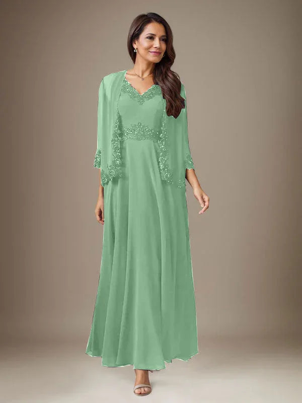 Abito a linea A in chiffon con paillettes color prugna