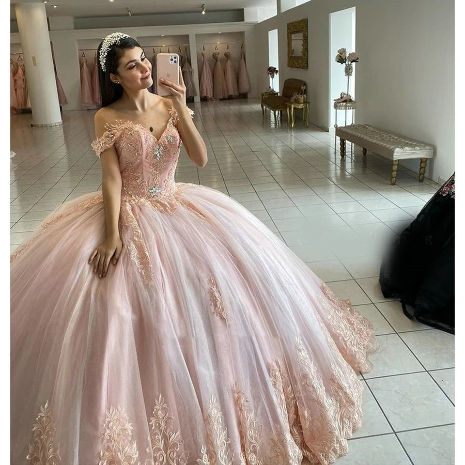 Customized Dresses 2026 Pink Off The Shoulder For Ball Gown Princess Appliques Tulle Birthday Party Dress Vestidos De 15