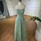 Vestido de noche lujoso verde salvia con cuentas, corte en línea A y tirantes finos LA72805