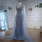 Luxuriöses hautfarbenes Perlenbesetztes Meerjungfrauen-Abendkleid mit Umhang LA72814