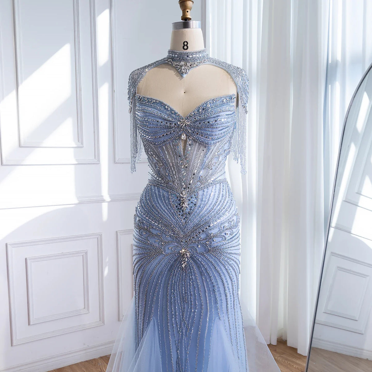 Robe de soirée luxueuse de Dubaï, perles bleues et roses, avec cape à franges LA72897B