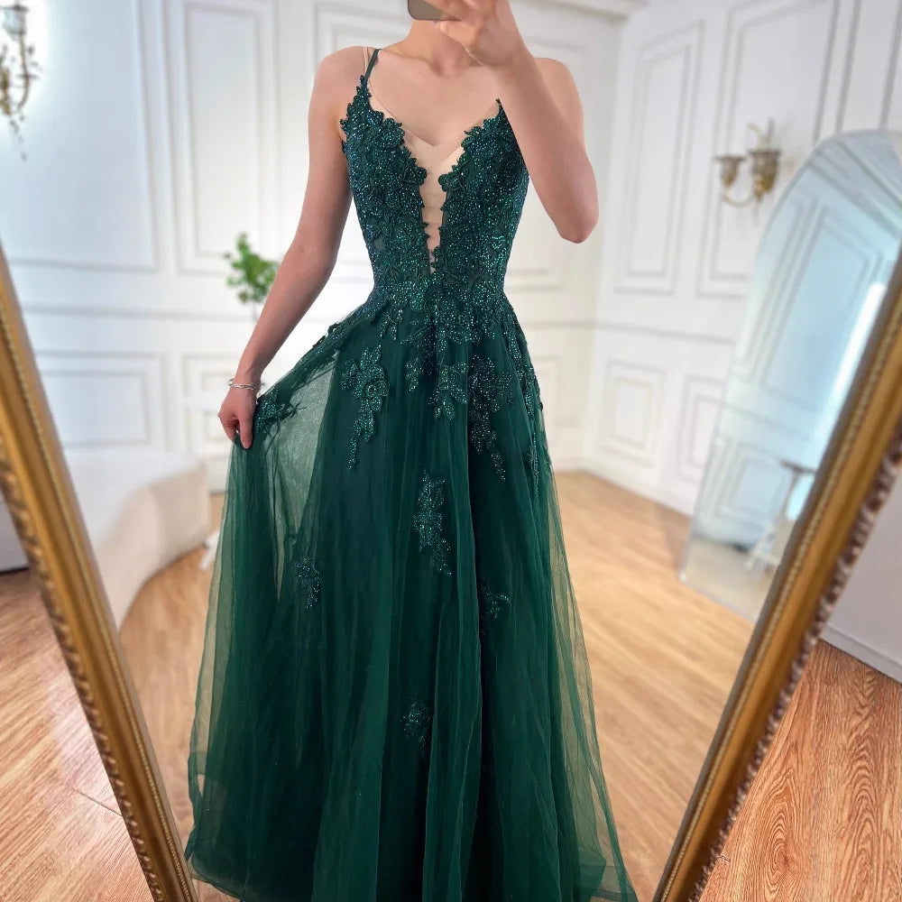Vestito da sera verde salvia lussuoso in pizzo a linea A con bretelle sottili LA73005