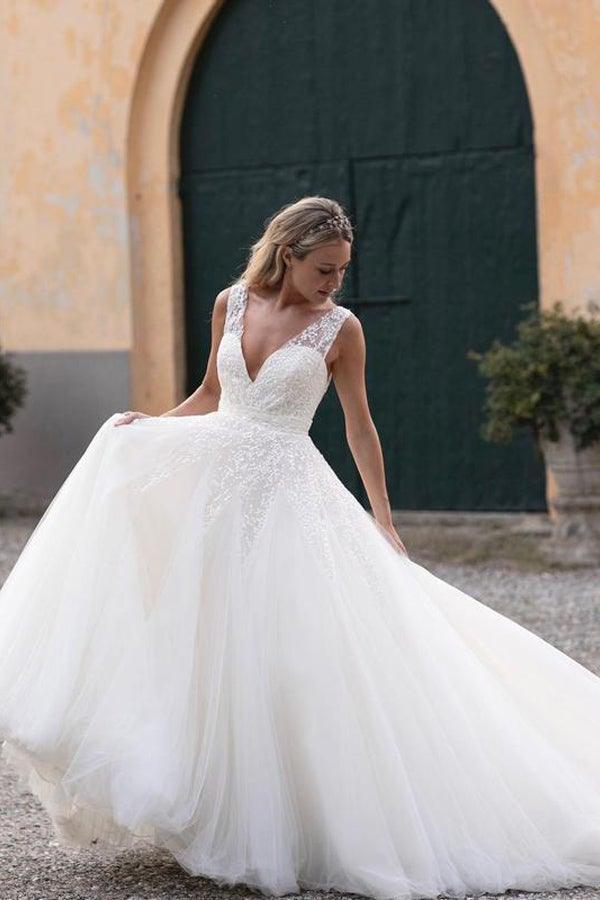 Vestidos de Noiva em Renda com Lantejoulas, Decote em V, Cauda Capela, Corte em A