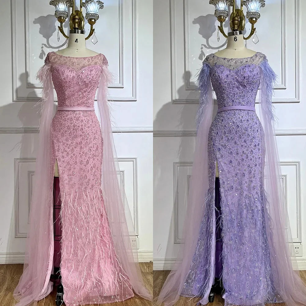 Robe de soirée Serene Hill rose à manches cape de Dubai, sirène avec jupe latérale à plumes et perles pour fête femme LA72701