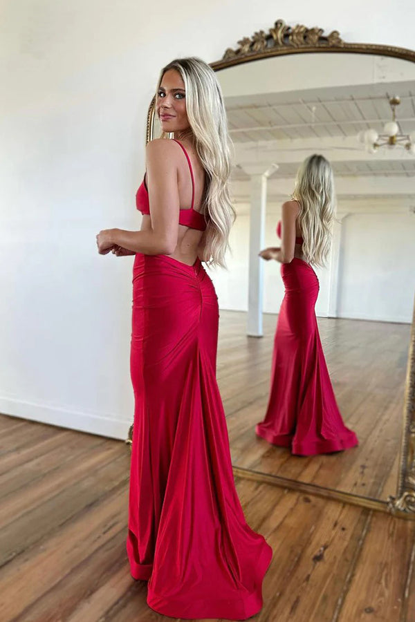 Vestido Formal Vermelho Justo com Alças Finas Sensuais