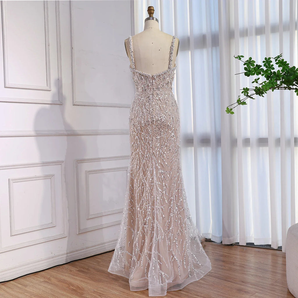 Abito da sera sirena in pizzo lussuoso con perle e guanto bianco nude LA72345E