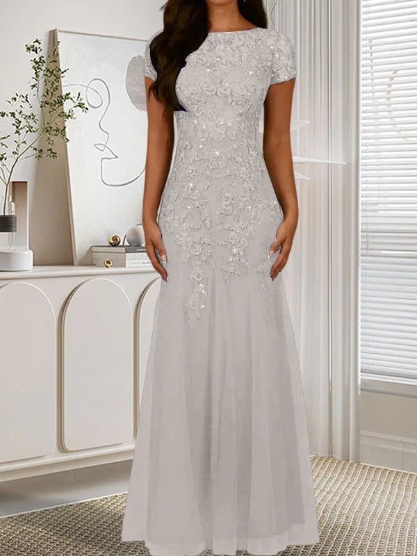 Abito in tulle con scollo a sirena e paillettes blu marina scuro