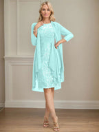 Etui/Säulenförmiges Kleid mit Illusion, knielang, aus Spitze und Chiffon, Brautmutterkleid mit herabfließenden Rüschen und Pailletten