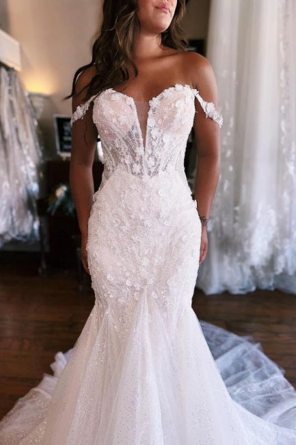 Abito da sposa bianco con pizzo a sirena cuore