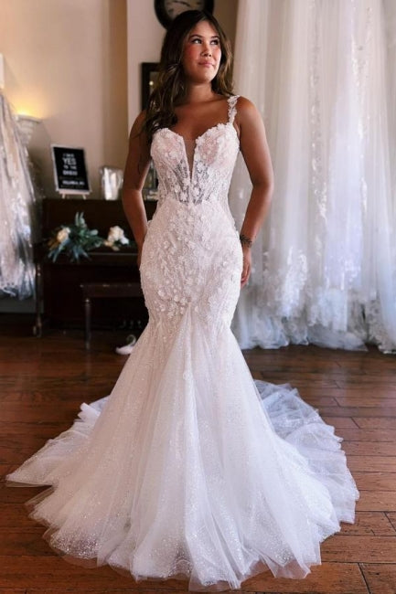 Abito da sposa bianco con pizzo a sirena cuore