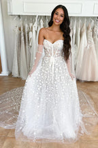 Herzförmiger Ausschnitt A-Linie Zartes Spitzen-Brautkleid Boho-Brautkleid