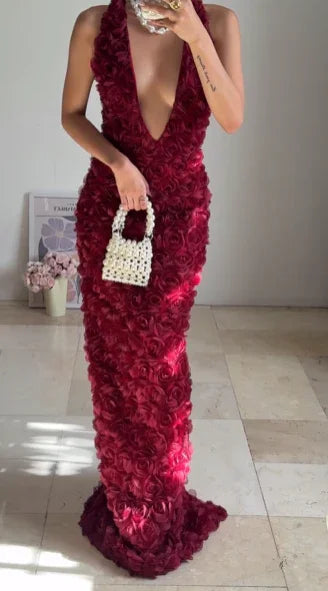 Vestido Longo de Festa e Baile com Decote Profundo em V, Cintura Justa, Flores de Rosa Borgonha Deslumbrantes Y8504