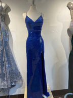 Vestido de Noite com Decote em V e Lantejoulas Azul Real Y4476
