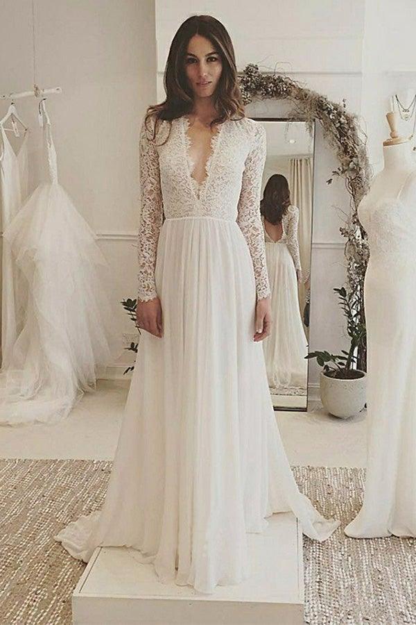 Vestido de Noiva Marfim em Chiffon com Decote em V, Mangas Compridas e Costas Descobertas, com Renda
