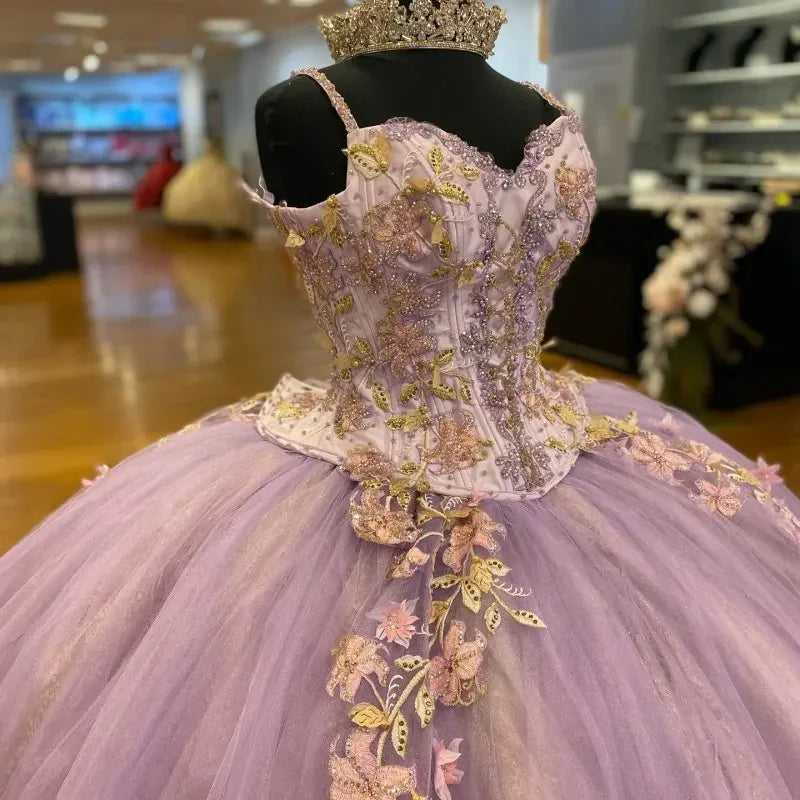 Hübsches Ballkleid mit Spaghettiträgern, 3D-Blumenverzierung, Schleppe und Spitzenfutter Y1247