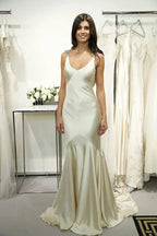 Vestido de noite longo em cetim com decote em V elegante, estilo sereia, com bordados Y7941