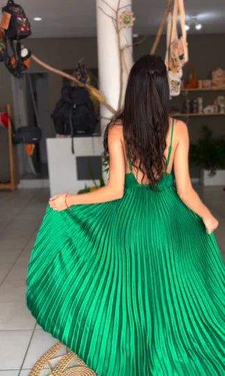 Vestido de Festa Verde com Alças Finas, Pregas, Decote em V, Modelo Evasê, Vestido de Noite Y7958