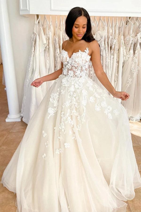 Vestidos de Noiva com Decote Coração Boémio em Renda 3D
