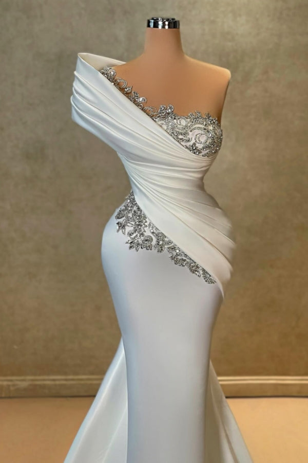 Robe de bal blanche longue asymétrique sirène en satin et dentelle avec perles