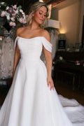 Robe de mariée blanche à épaules dénudées avec fente haute