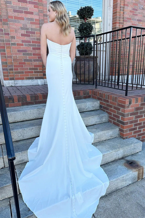 Robe de mariée longue modeste sirène blanche sans bretelles
