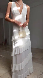 Vestido largo de noche blanco sencillo con escote en V, volantes de gasa y espalda descubierta Y8500