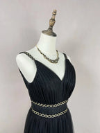 Hermoso vestido de fiesta formal de tul negro, seda dorada y plumas, corte en línea A Y8652