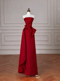 Vestido de fiesta formal largo sin tirantes de satén rojo elegante corte en A Y8624