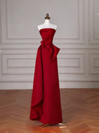 Vestido de fiesta formal largo sin tirantes de satén rojo elegante corte en A Y8624