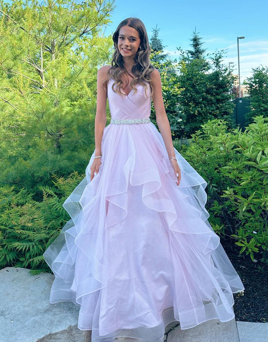 Roycebridal Salem |A-Linien-Ballkleid aus Tüll mit V-Ausschnitt und Rüschen und Gürtel