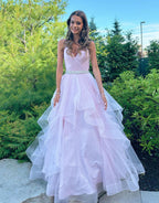 Roycebridal Salem |A-Linien-Ballkleid aus Tüll mit V-Ausschnitt und Rüschen und Gürtel