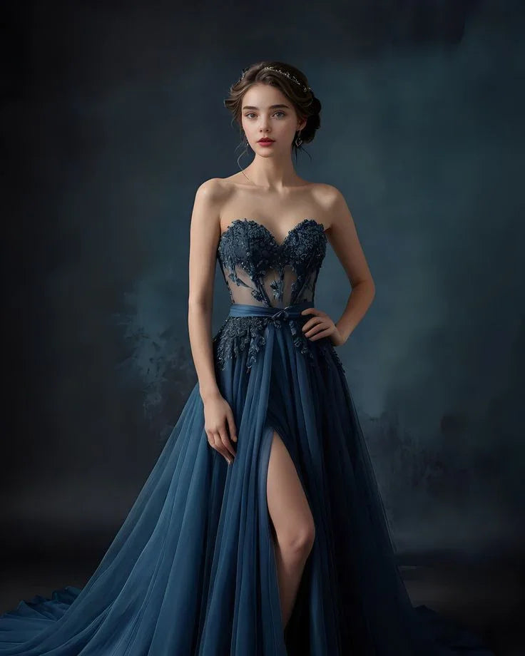 Vestido de fiesta elegante sin tirantes azul marino con aplicaciones de tul, línea A con abertura, vestido de noche Y8319