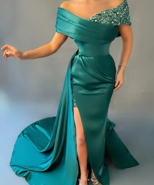 Vestido de Festa Elegante Verde com Lantejoulas de Cetim, Ombros Descobertos, Fenda Longa, Modelo Sereia Y8527