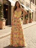 Vestido de baile com espartilho floral amarelo sem alças em camadas com folho e laço
