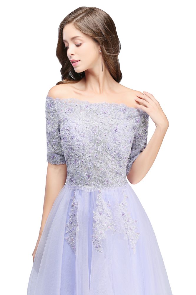 A-line Bateau Tulle Prom Dress with Appliques