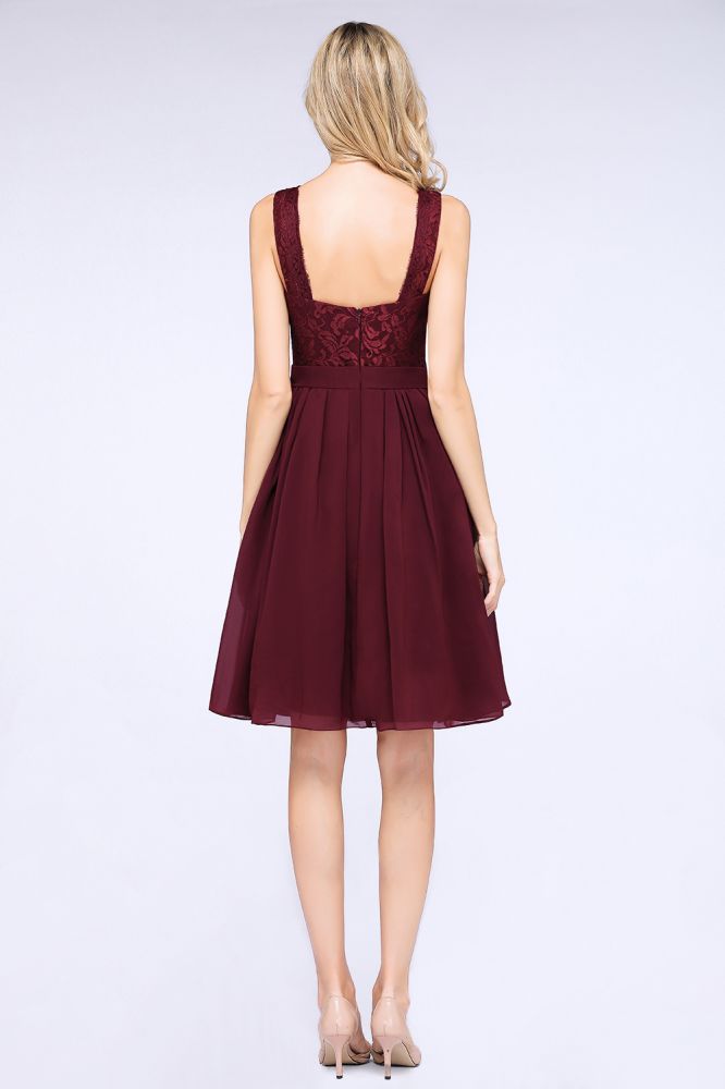 A-Line Ruffles Chiffon Lace V-Neck Evening Party Dress Sleeveless Knee-Length Homecoming Dress