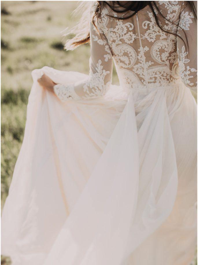 A-line Scoop Lace Wedding Dress Long Sleeve Rustic Wedding Dresses