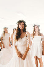 A-Line Spaghetti Straps Sleeveless Wedding Dress With Court Train