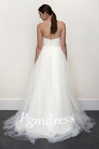 A-line White Lace Grey Tulle Strapless Sweetheart Neck Wedding Dress