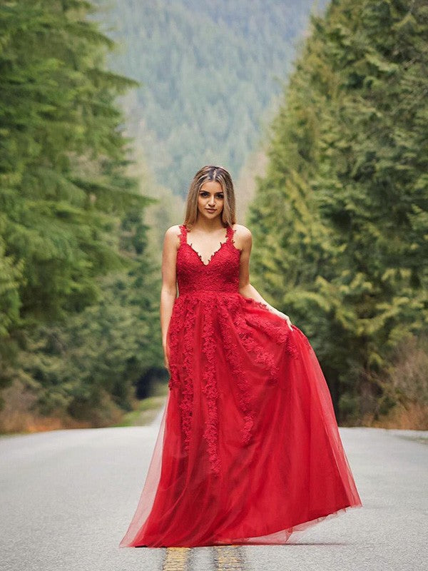 A-Line/Elegant Applique Tulle Sleeveless V-neck Floor-Length Prom Dresses