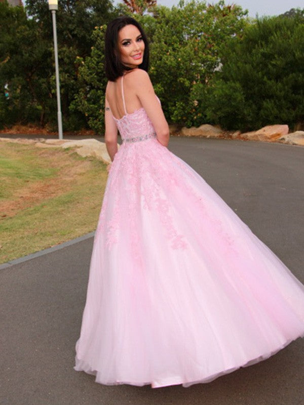 A-Line/Elegant Tulle Applique Halter Sleeveless Floor-Length Prom Dresses