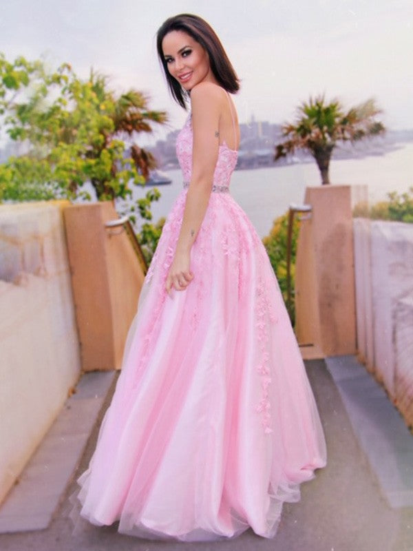 A-Line/Elegant Tulle Applique Halter Sleeveless Floor-Length Prom Dresses
