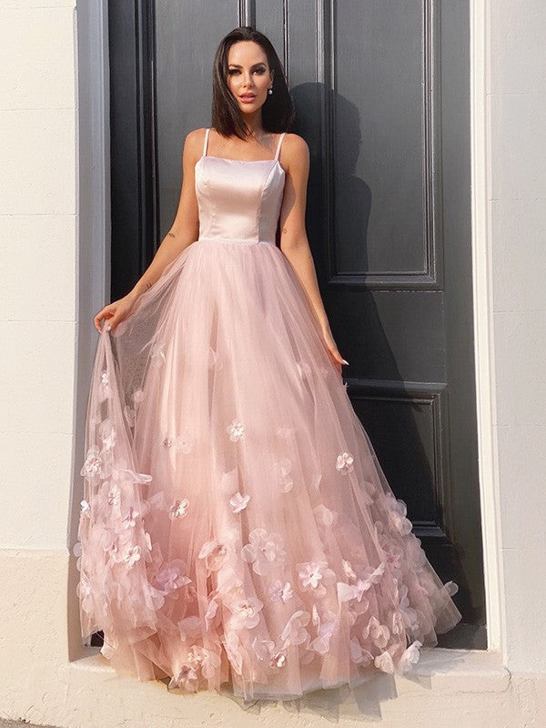 A-Line/Elegant Tulle Hand-Made Flower Straps Floor-Length Sleeveless Prom Dresses