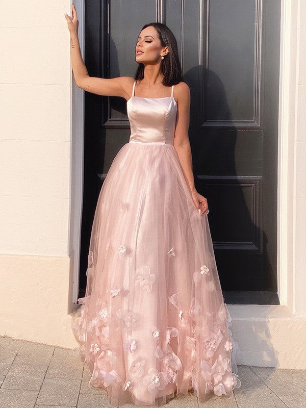 A-Line/Elegant Tulle Hand-Made Flower Straps Floor-Length Sleeveless Prom Dresses