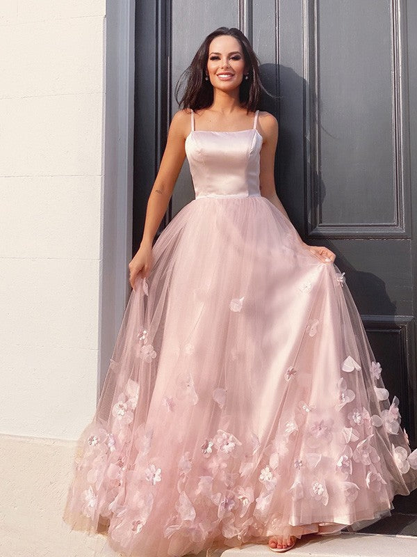 A-Line/Elegant Tulle Hand-Made Flower Straps Floor-Length Sleeveless Prom Dresses