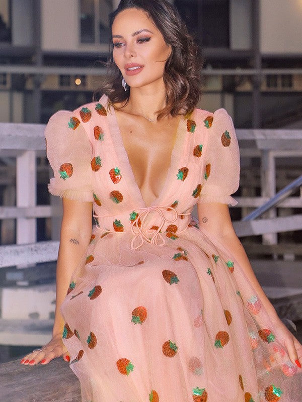 A-Line/Elegant Tulle Ruffles V-neck Short Sleeves Floor-Length Prom Dresses
