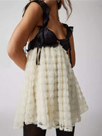 Sexy rückenfreies kurzes Kleid mit Patchwork-Spitze und Strapsen 
