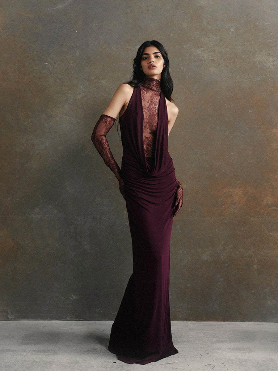 Ballkleid mit tiefem V-Ausschnitt und Spitze und Patchwork 