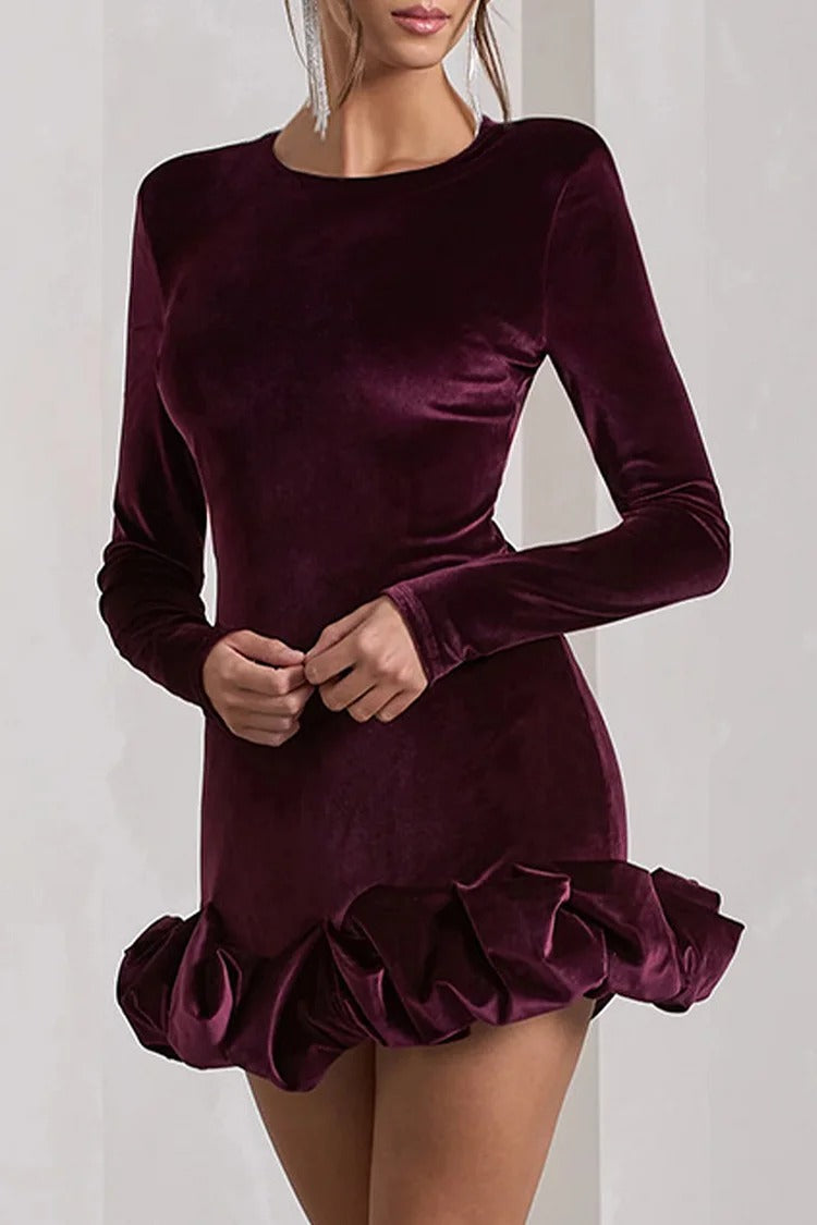 Vestidos Curtos de Veludo com Decote Redondo, Manga Comprida, Prega Acordeão e Bainha Volumosa - Roxo