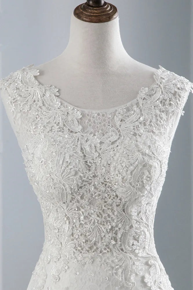 Chic Sleeveless Long Mermaid Jewel Tulle Wedding Dress With Lace Appliques